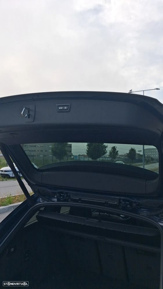 BMW 320 d Auto Line Luxury - 37