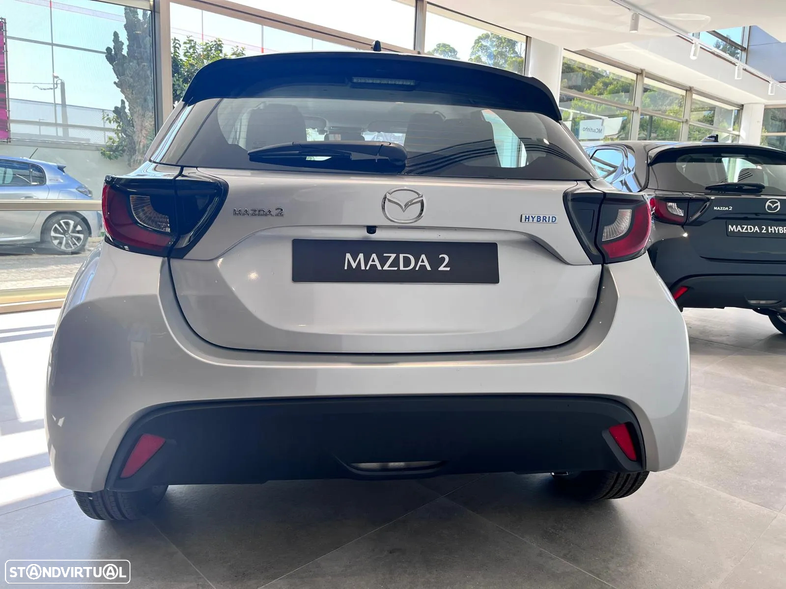 Mazda 2 1.5 L Hybrid VVT-i Centre-Line - 4