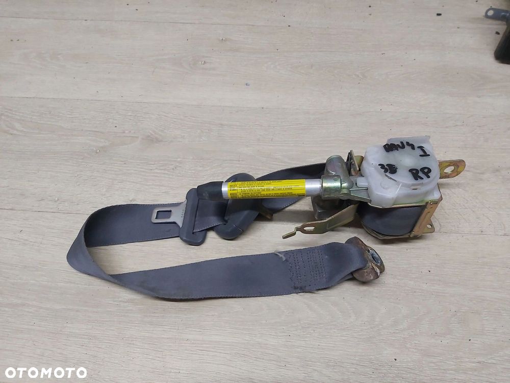 Toyota RAV4 I XA10 pas prawy przód 3D - 1