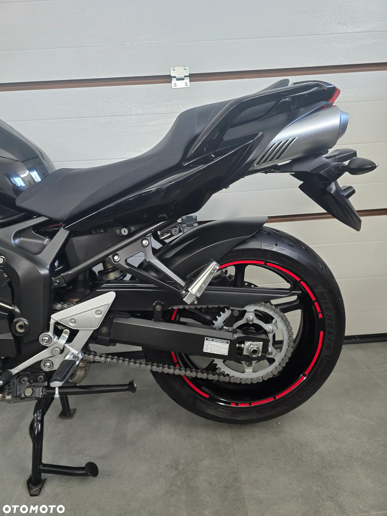 Yamaha FZ6 - 15
