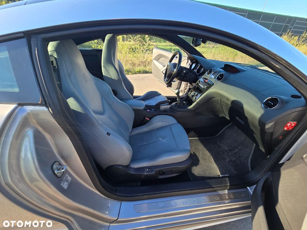 Peugeot RCZ 2.0 HDi - 11