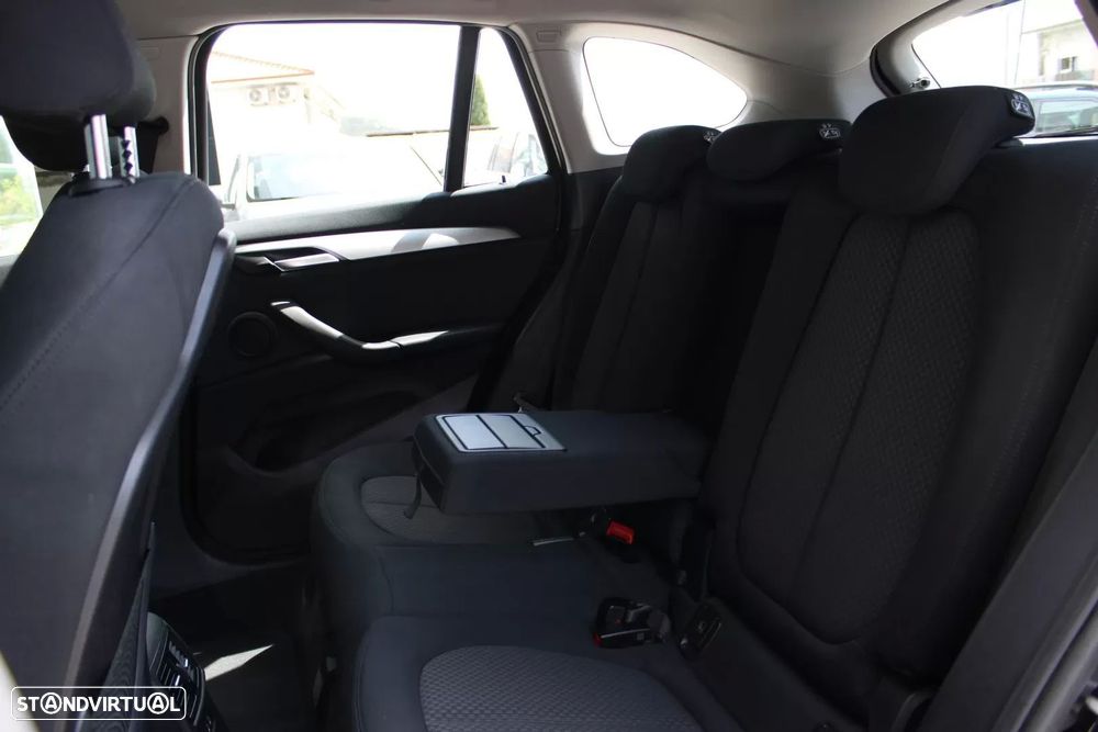 BMW X1 16 d sDrive - 25
