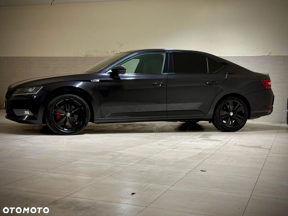 Skoda Superb 2.0 TDI 4x4 Sportline DSG - 3