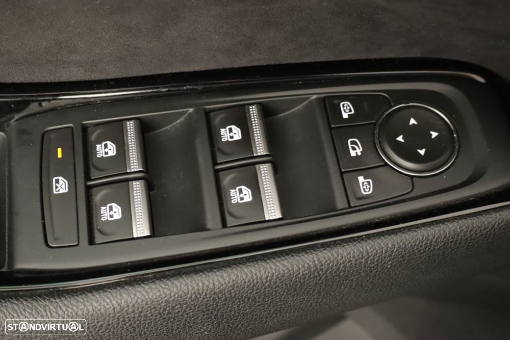 Renault Austral 1.2 E-Tech Iconic Espirit - 20