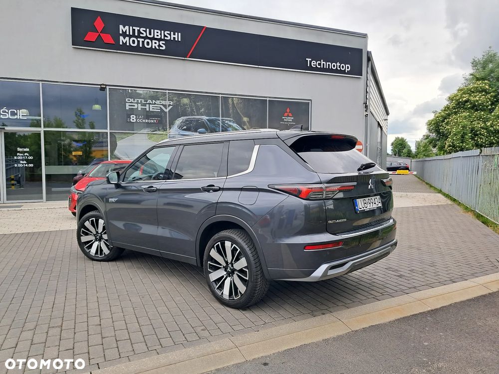 Mitsubishi Outlander Instyle Plus - 3