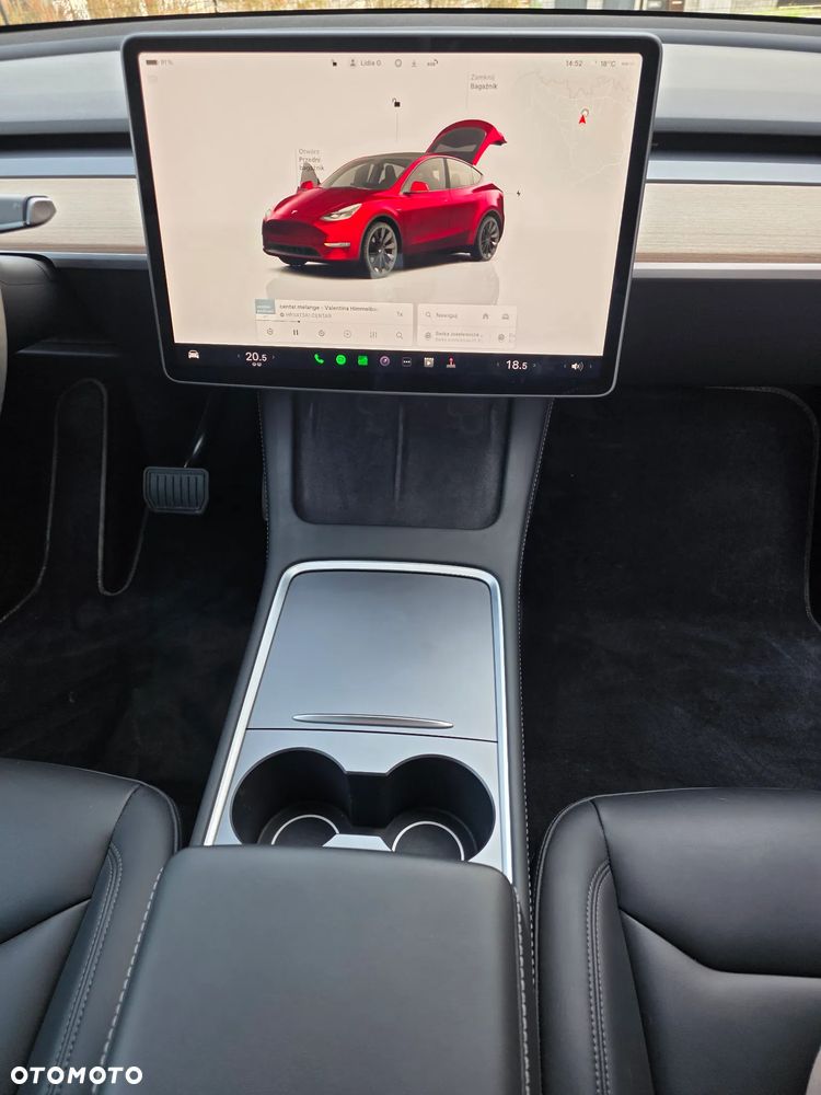 Tesla Model Y 79kWh Long Range AWD - 7