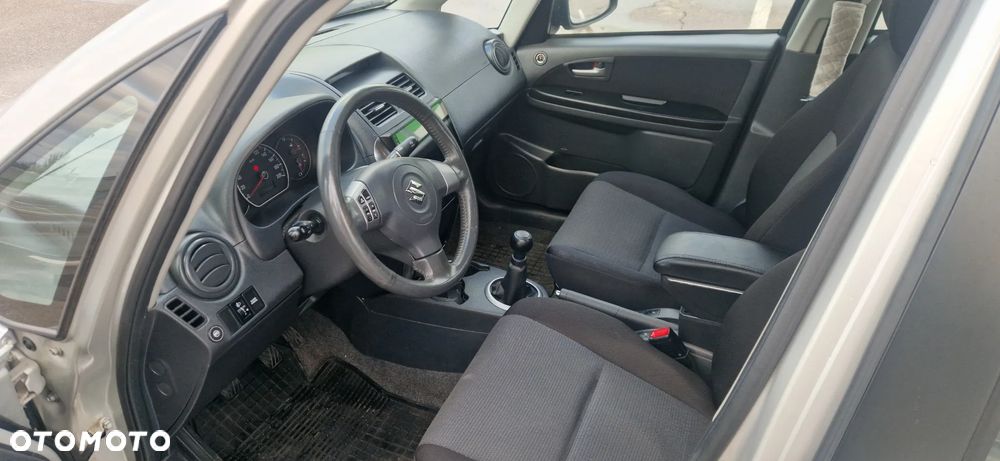 Suzuki SX4 - 6
