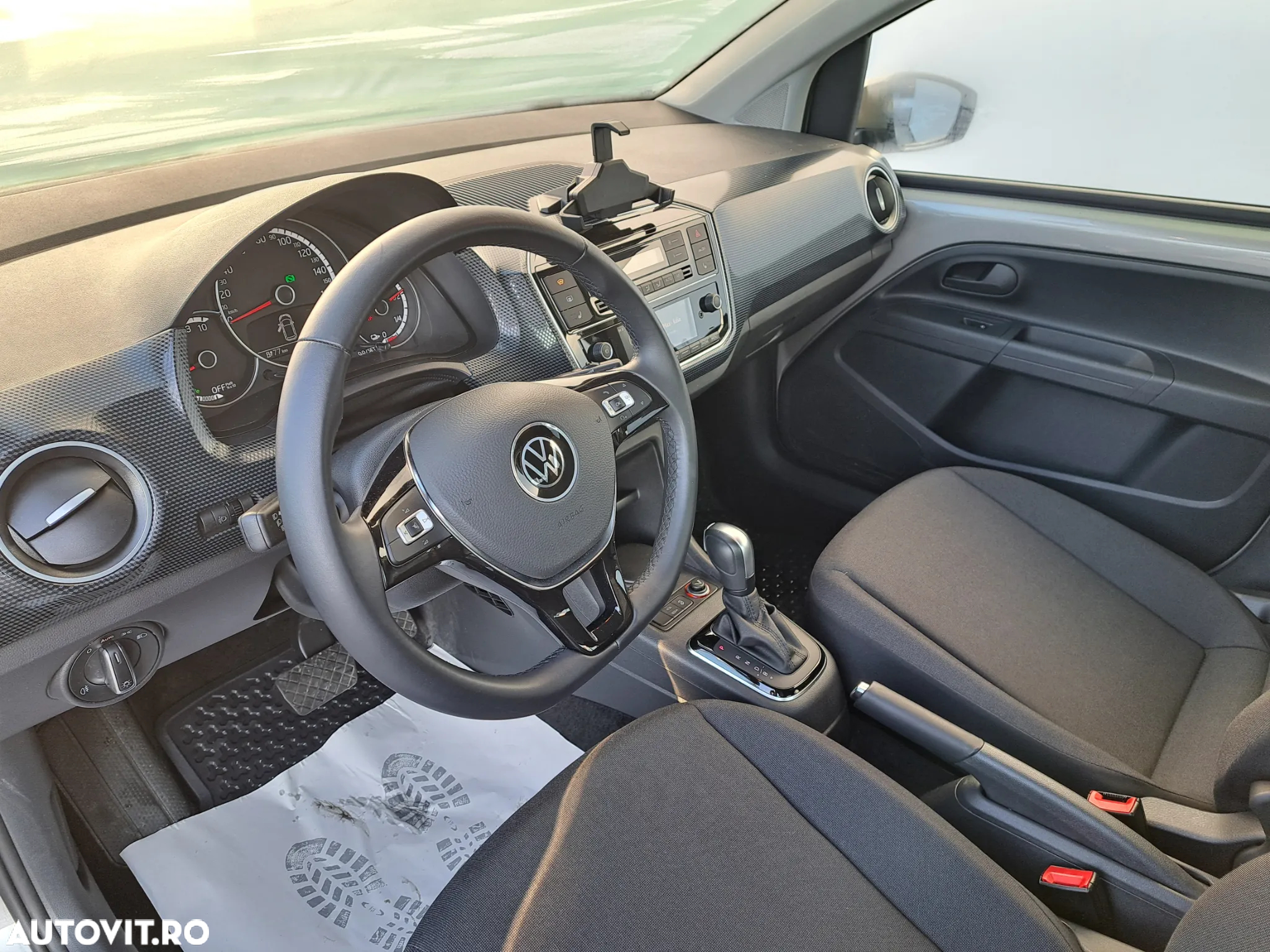 Volkswagen up! e-up! 32.3 kWh - 6