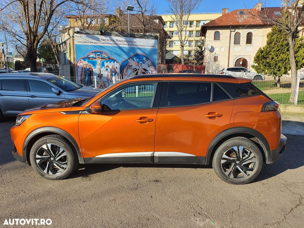 Peugeot 2008 1.2 L PureTech STT EAT8 Allure - 9