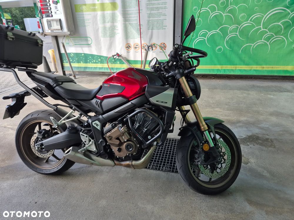Honda CB - 10