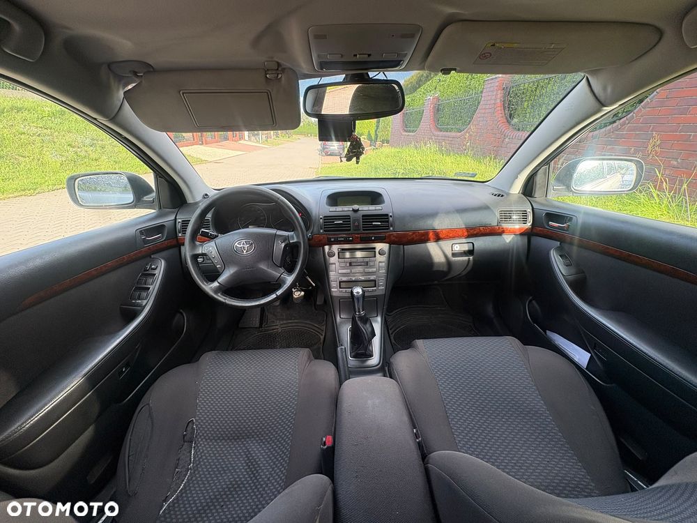 Toyota Avensis 2.0 VVT-i Prestige - 19