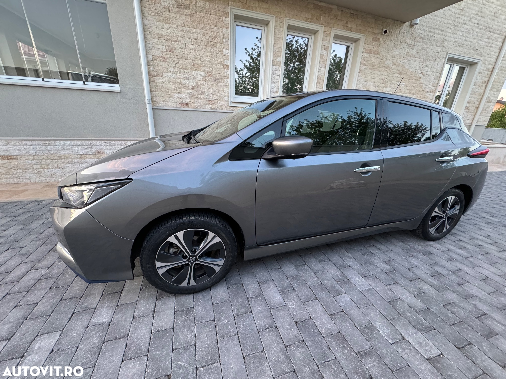Nissan LEAF N-Connecta - 2