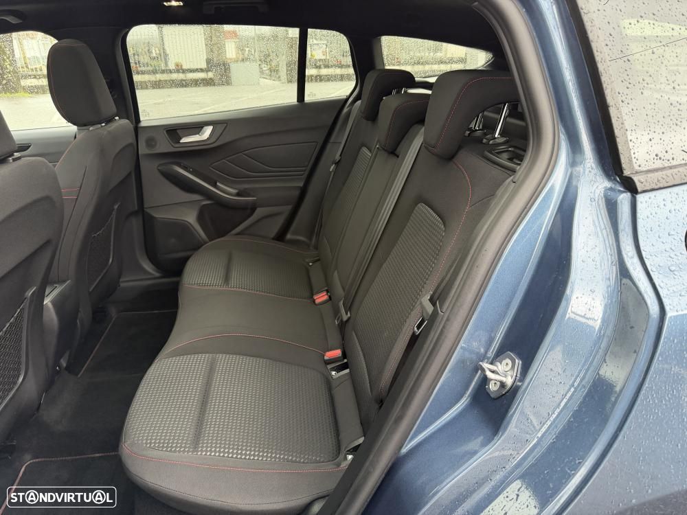 Ford Focus SW 1.0 EcoBoost MHEV ST-Line Aut. - 21