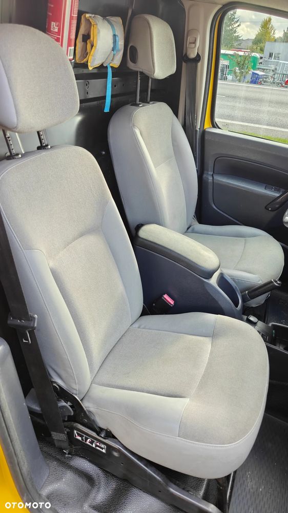 Renault Kangoo Maxi - 13