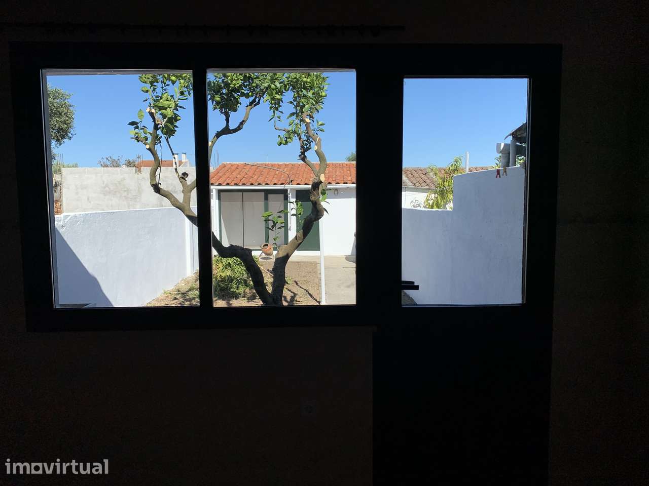 Moradia T2 c/ Quintal Murado a 10 minutos Comboio - Grande imagem: 5/38