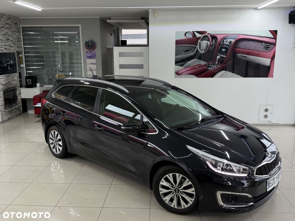Kia Ceed 1.6 GDI M DCT - 25