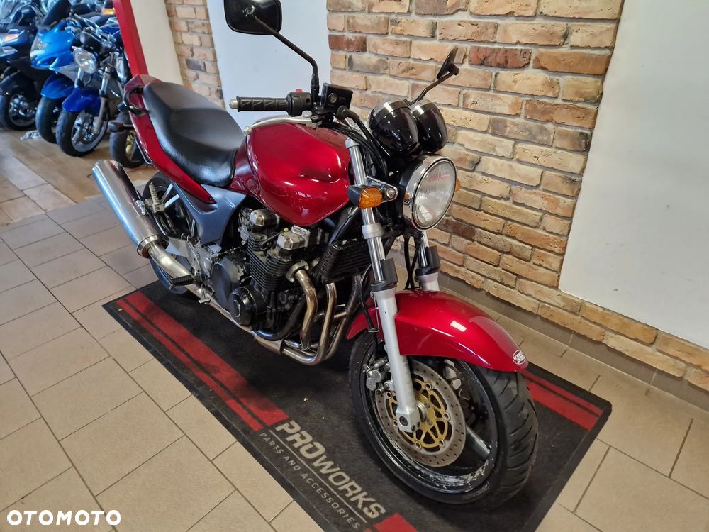 Kawasaki ZR - 22