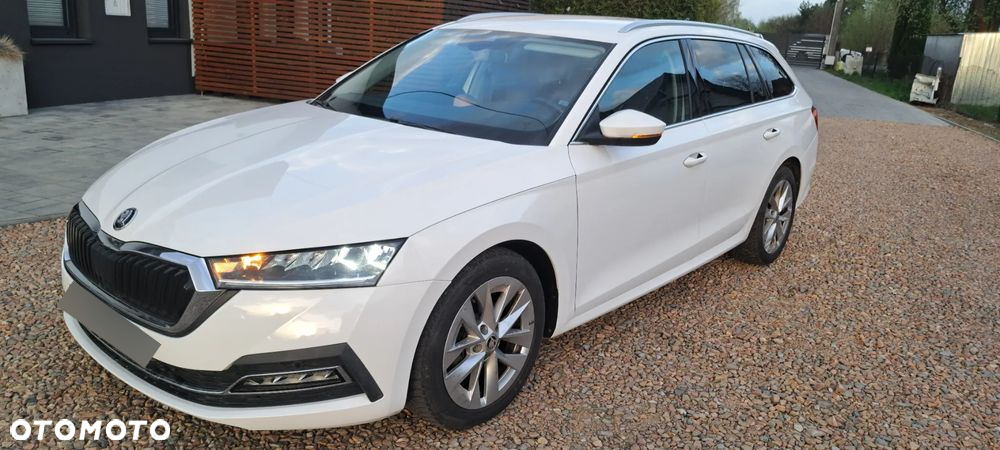 Skoda Octavia Combi 2.0 TDI DSG Premium Edition - 5