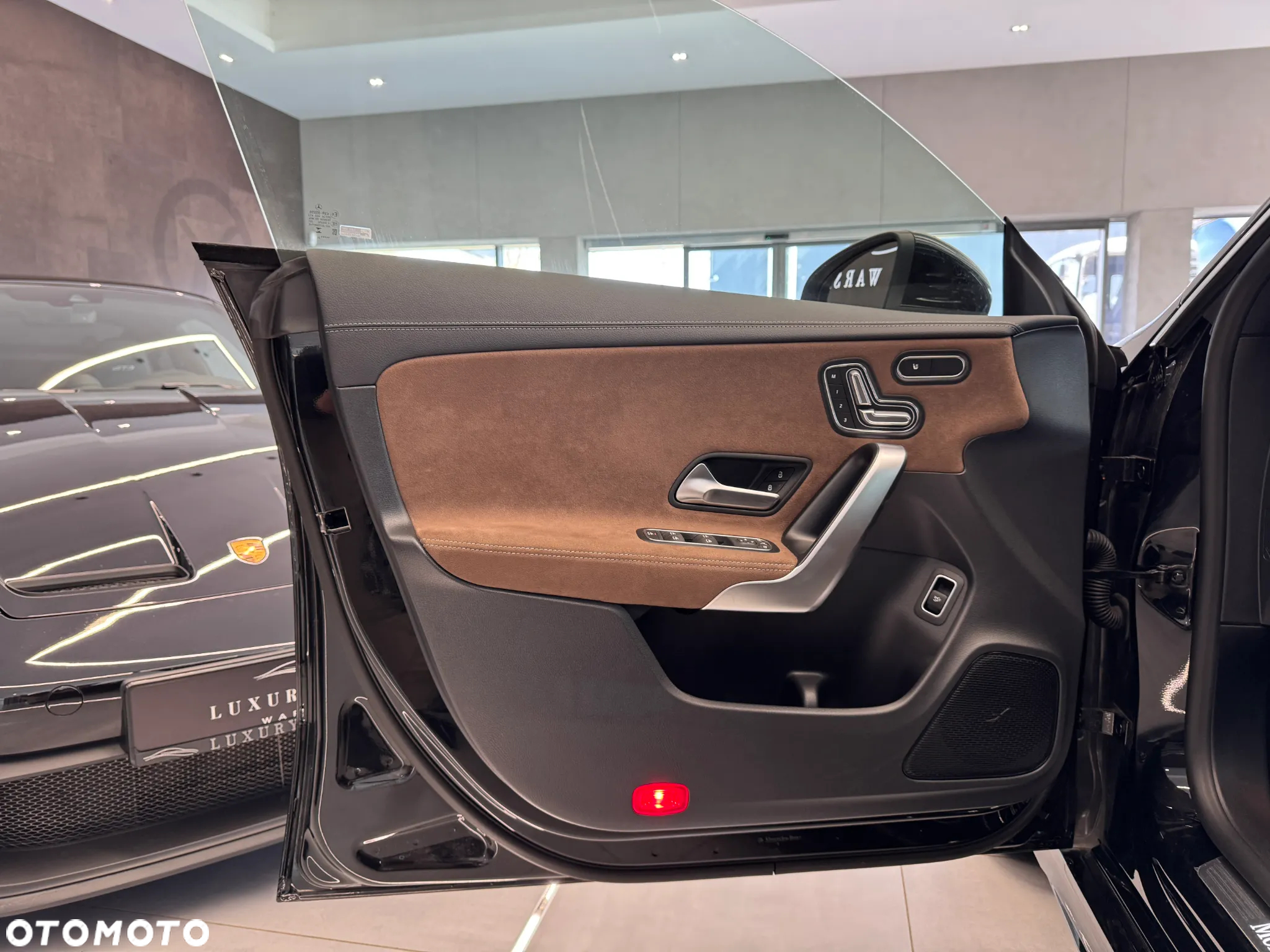 Mercedes-Benz CLA 200 AMG Line 7G-DCT - 22