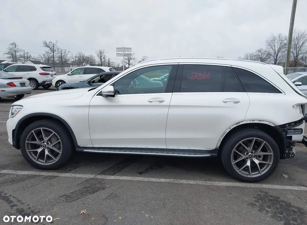 Mercedes-Benz GLC - 4