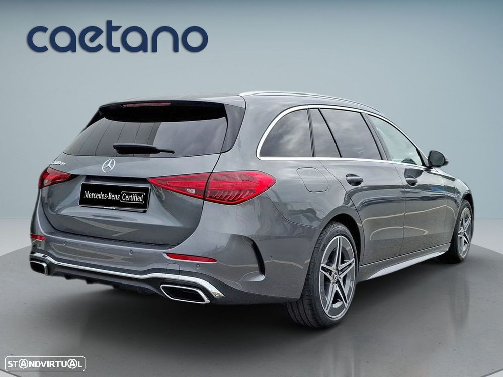 Mercedes-Benz C 300 de AMG Line - 8