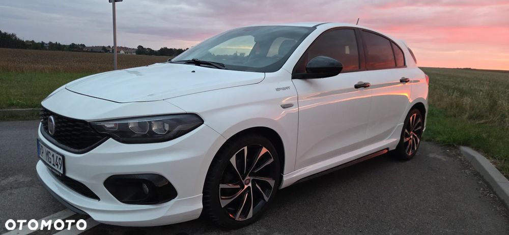 Fiat Tipo 1.4 T-Jet S-Design - 1