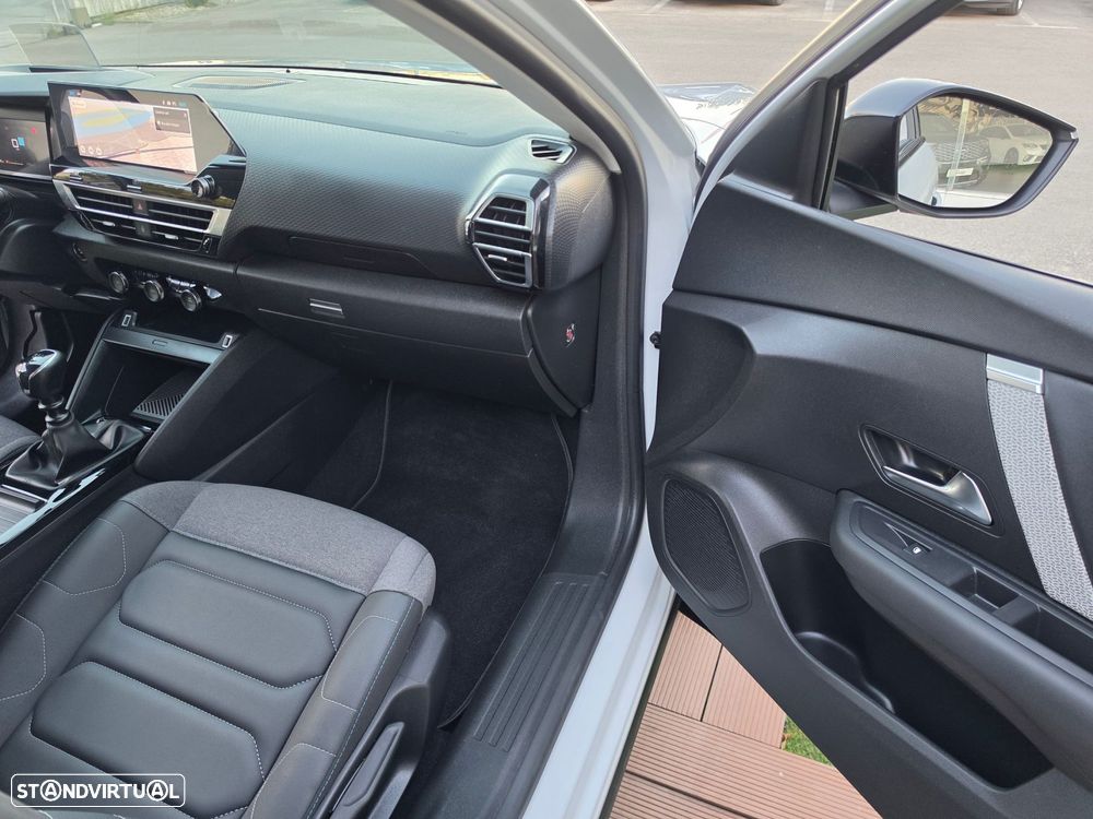 Citroën C4 1.2 PureTech Shine - 27