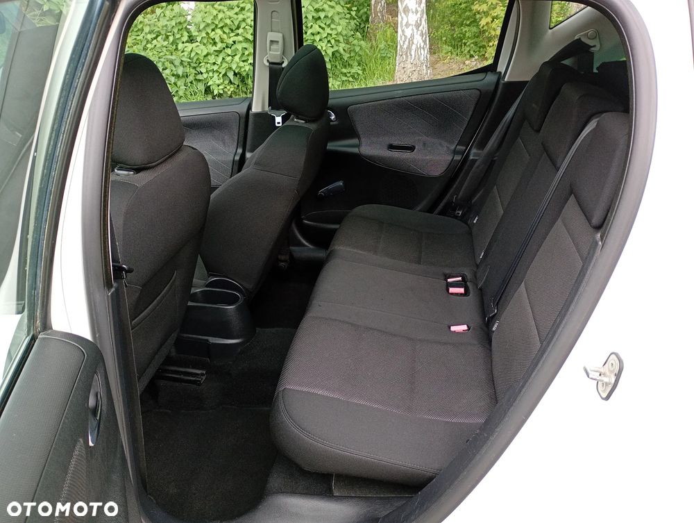 Peugeot 207 1.6 HDi - 8