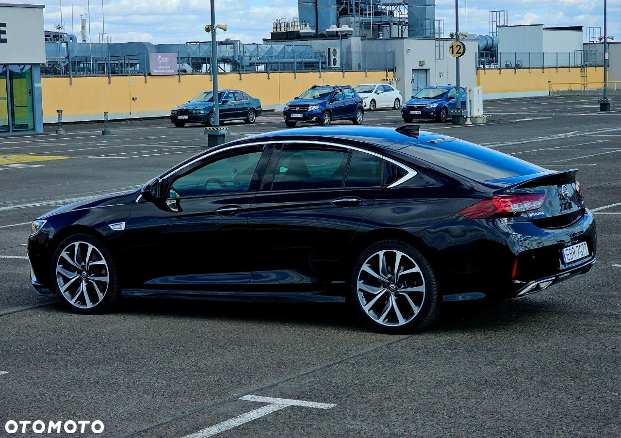 Opel Insignia 2.0 T 4x4 GSi S&S - 4