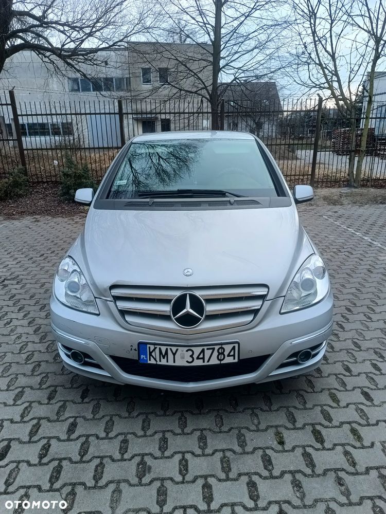 Mercedes-Benz Klasa B 180 EU5 - 18