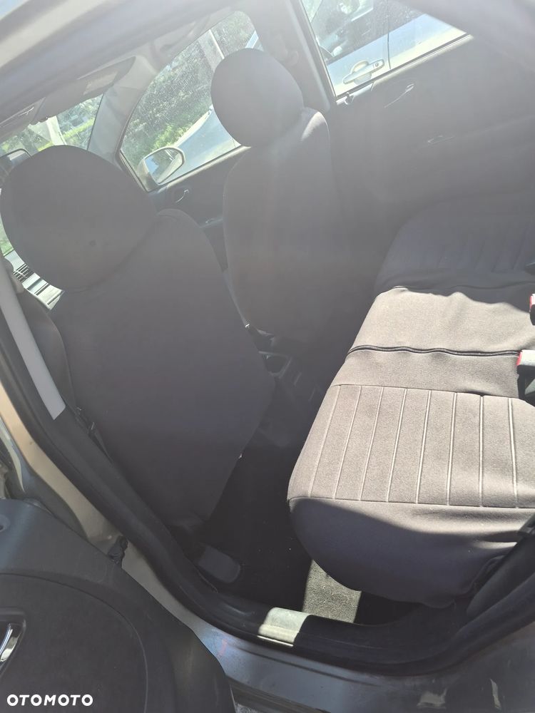Honda City 1.4 Comfort - 6