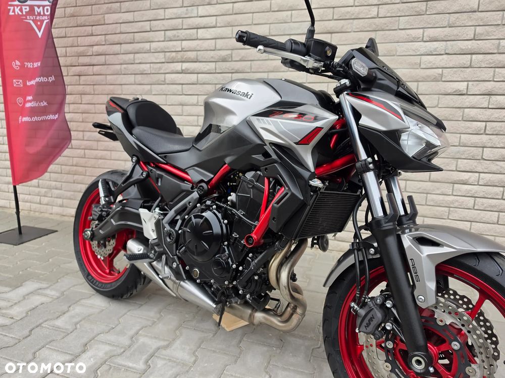 Kawasaki Z 650 - 11