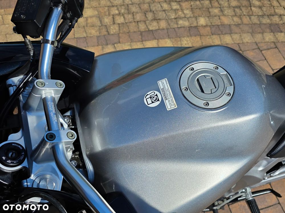 Yamaha FZ6 - 14