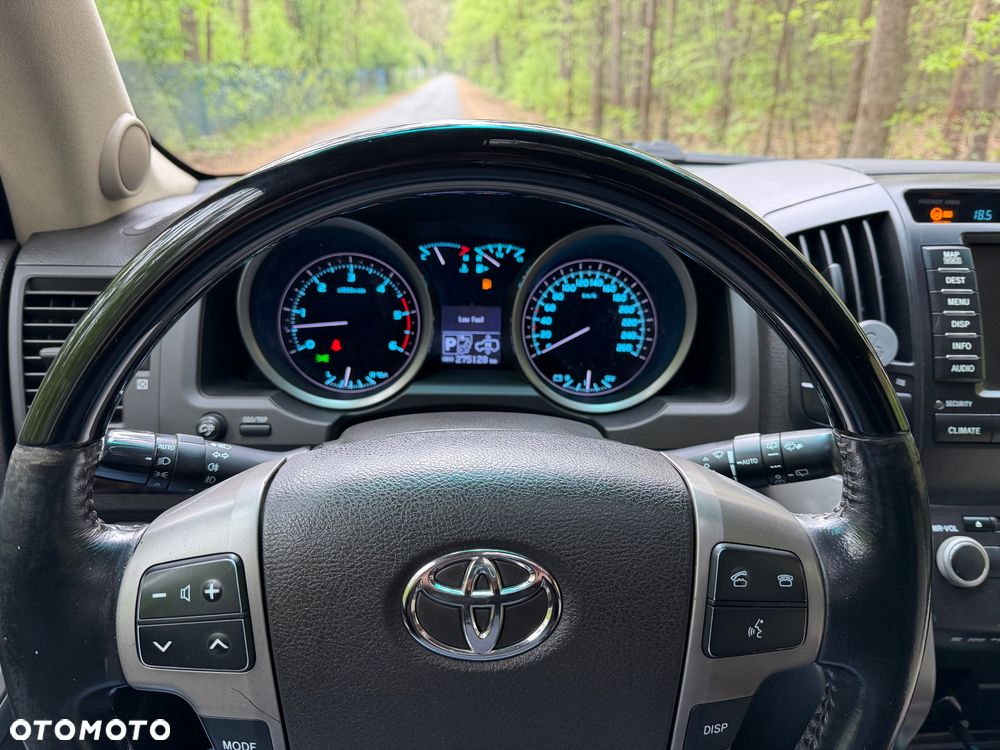 Toyota Land Cruiser LC 4.5 D-4D Prestige Platinium 7os - 12