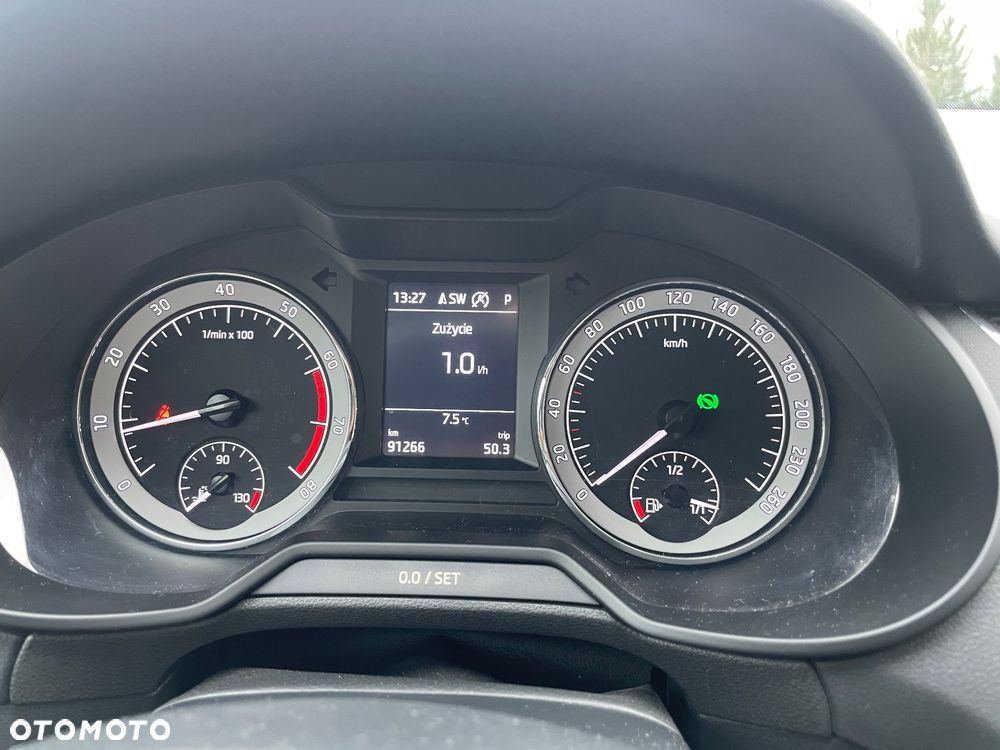 Skoda Octavia 1.5 TSI ACT Style DSG - 9