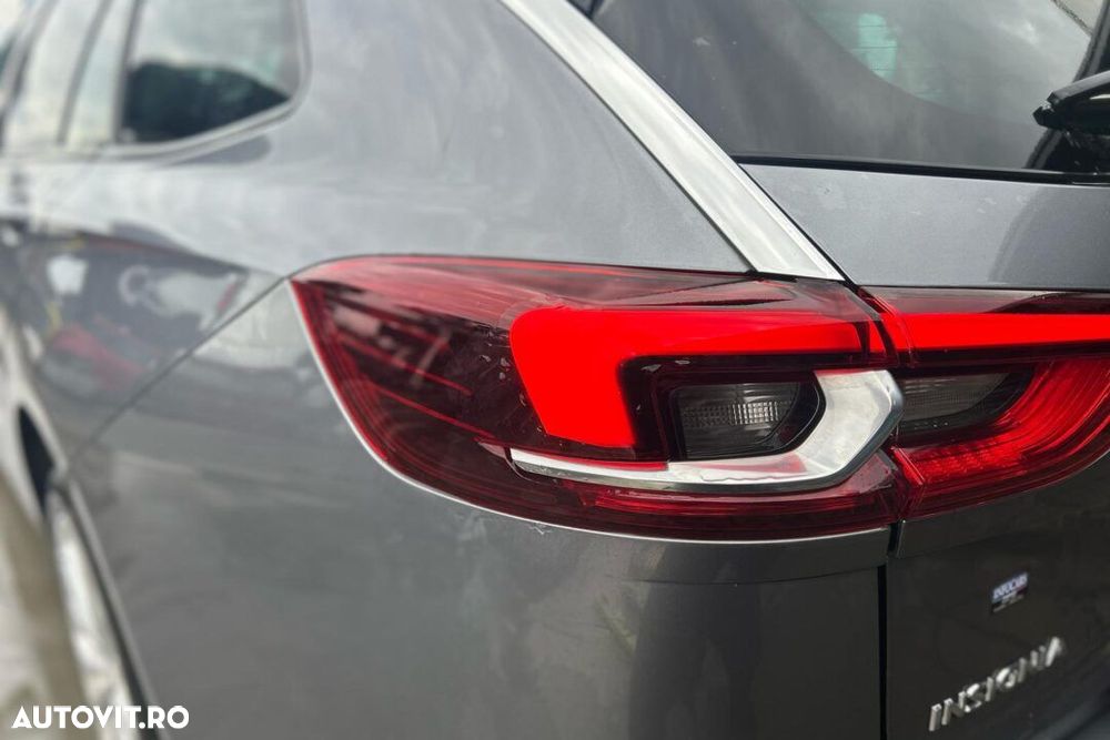 STOP STANGA/DREAPTA pe caroserie OPEL INSIGNIA B COMBI/BREAK - AN 2017 - 2