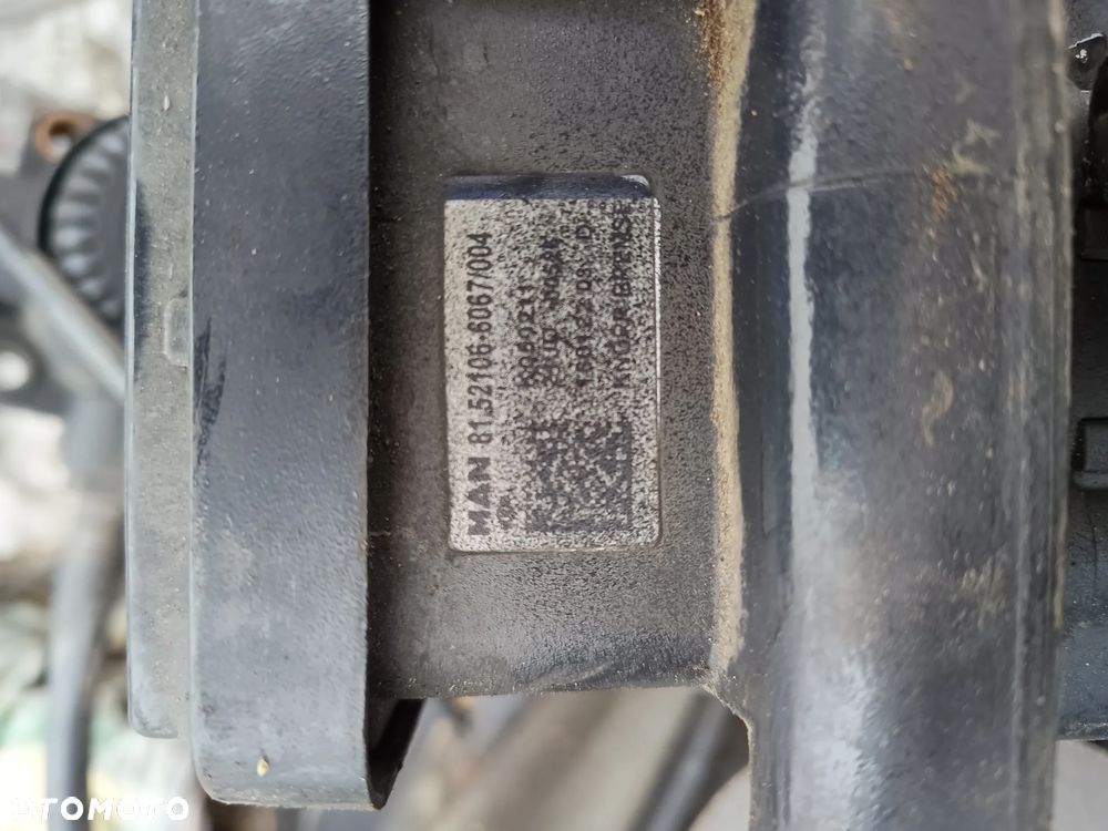 Zawór modulator osi przedniej EBS MAN TGX Euro 6 K050211 81521066067 - 2