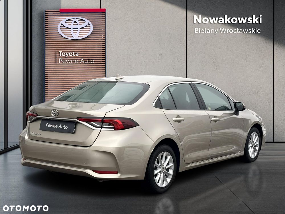 Toyota Corolla 1.5 Comfort - 2