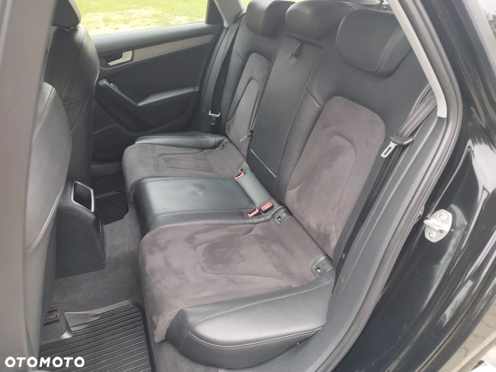 Audi A4 Avant 2.0 TDI DPF quattro S tronic S line Sportpaket - 29