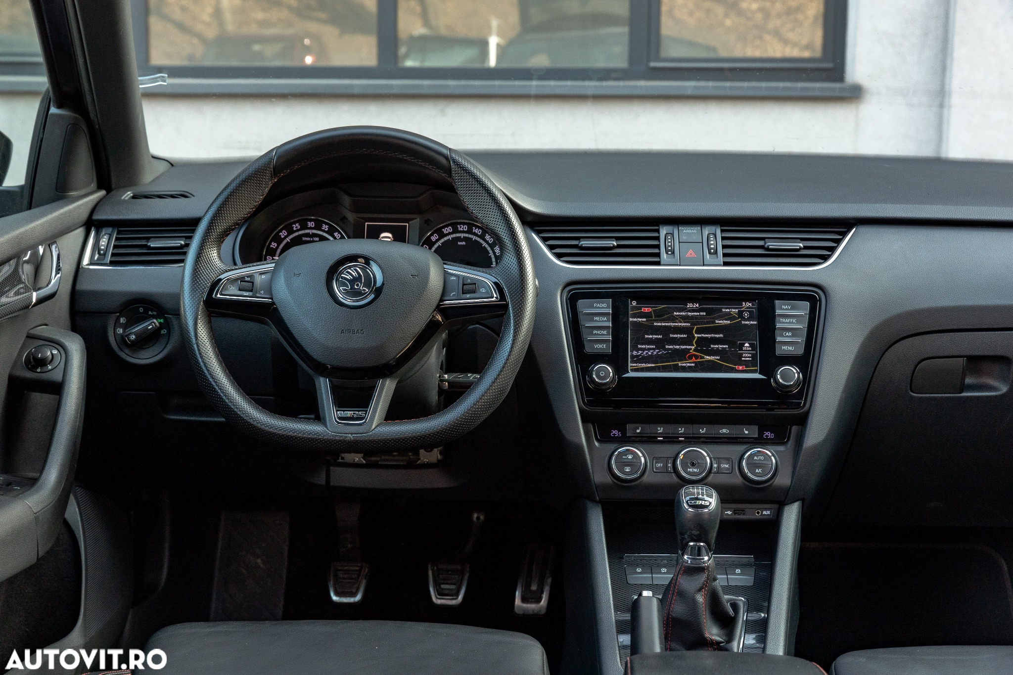Skoda Octavia 2.0 TDI RS - 7