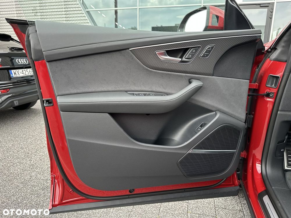Audi SQ8 - 11