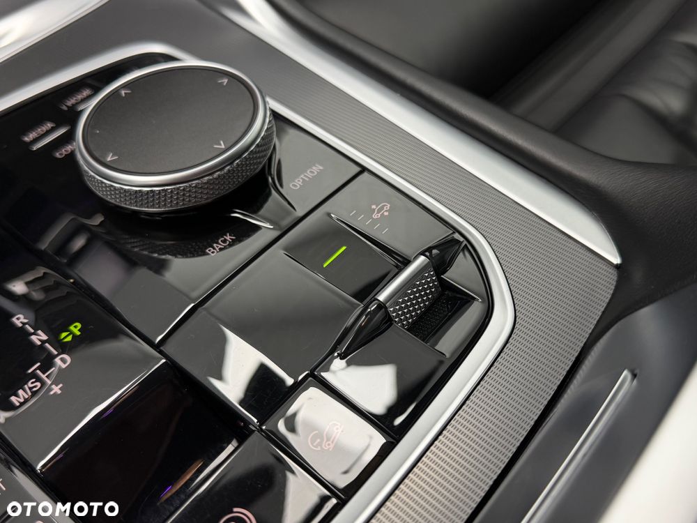 BMW X6 xDrive30d - 23