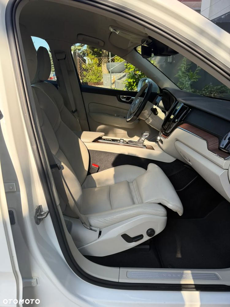 Volvo XC 60 D4 Inscription - 10