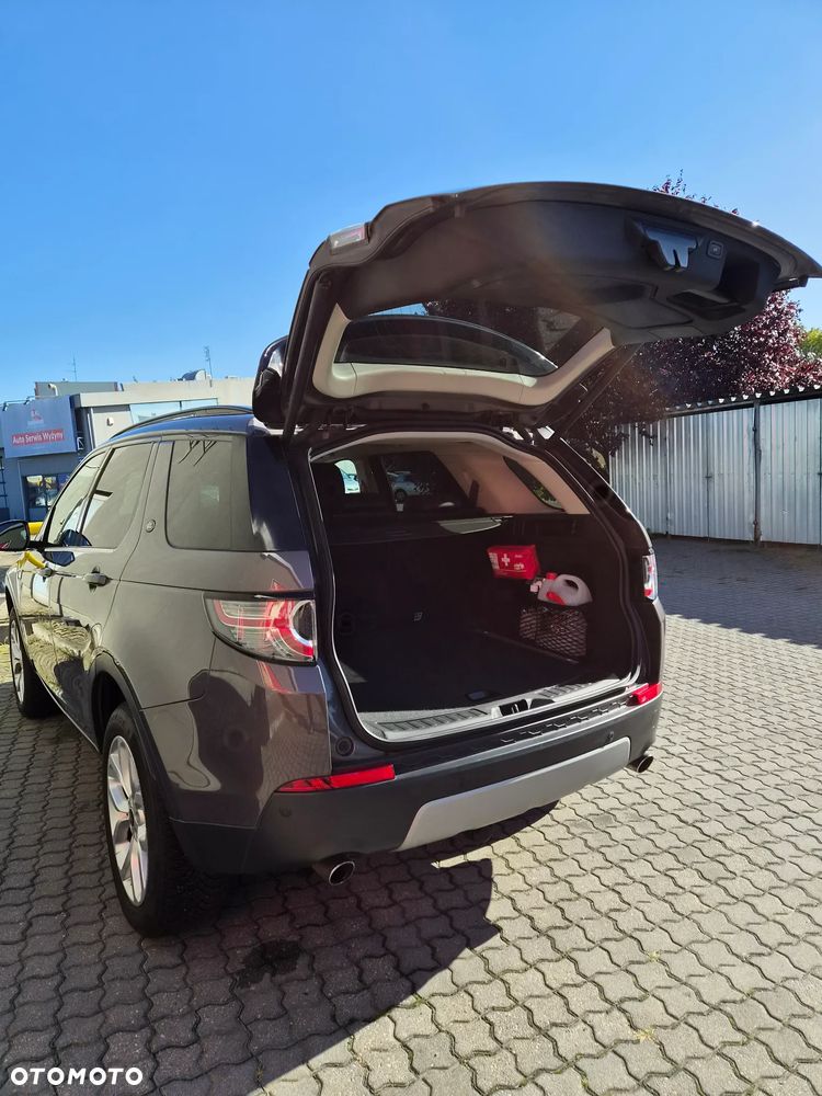 Land Rover Discovery Sport - 24