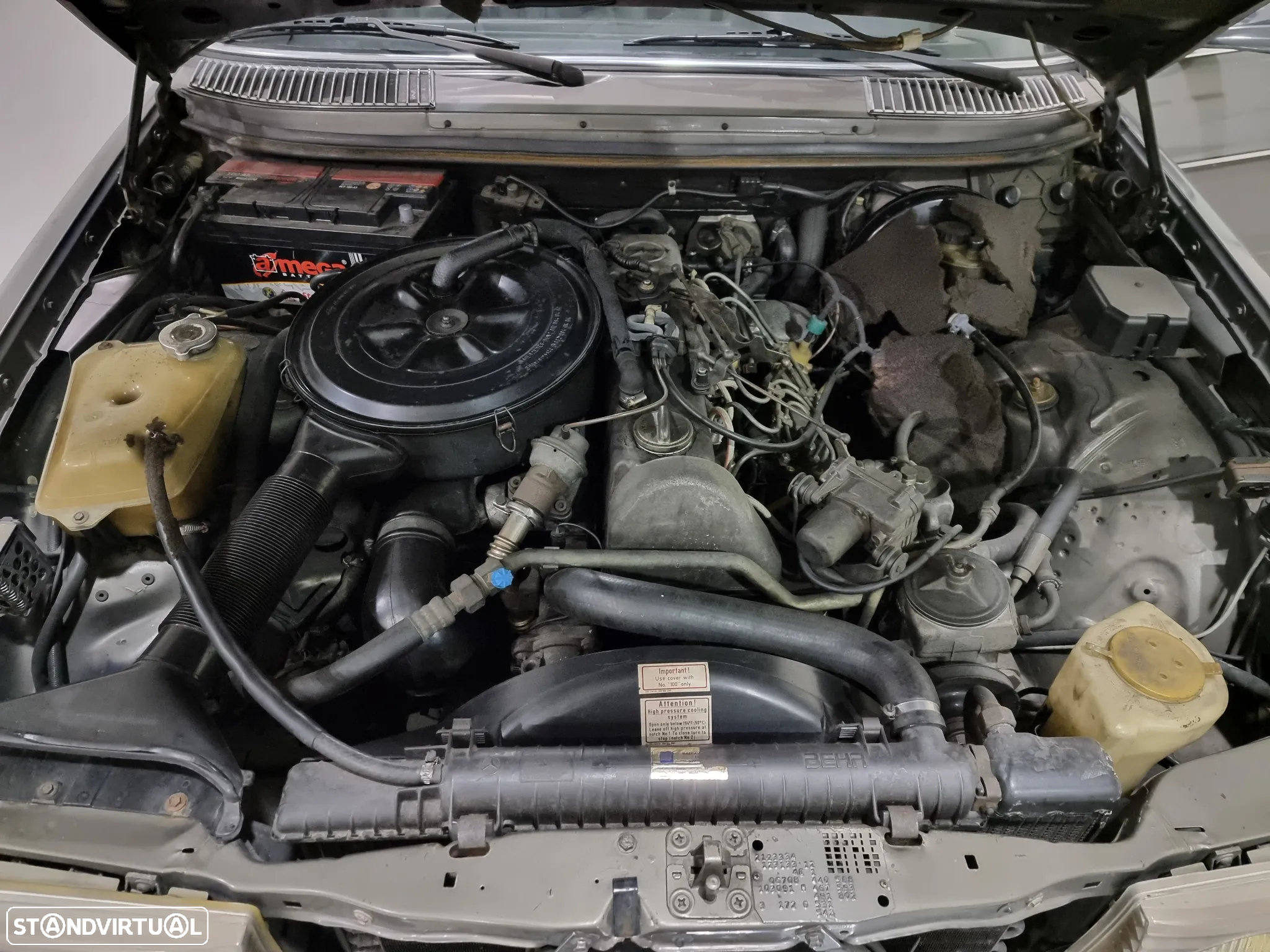 Mercedes-Benz 300 D Turbo - 17