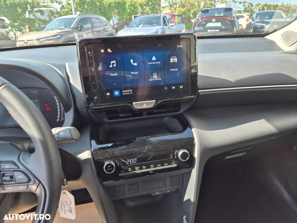 Toyota Yaris Cross 1.5 VVT-i HSD 4x2 Active - 21