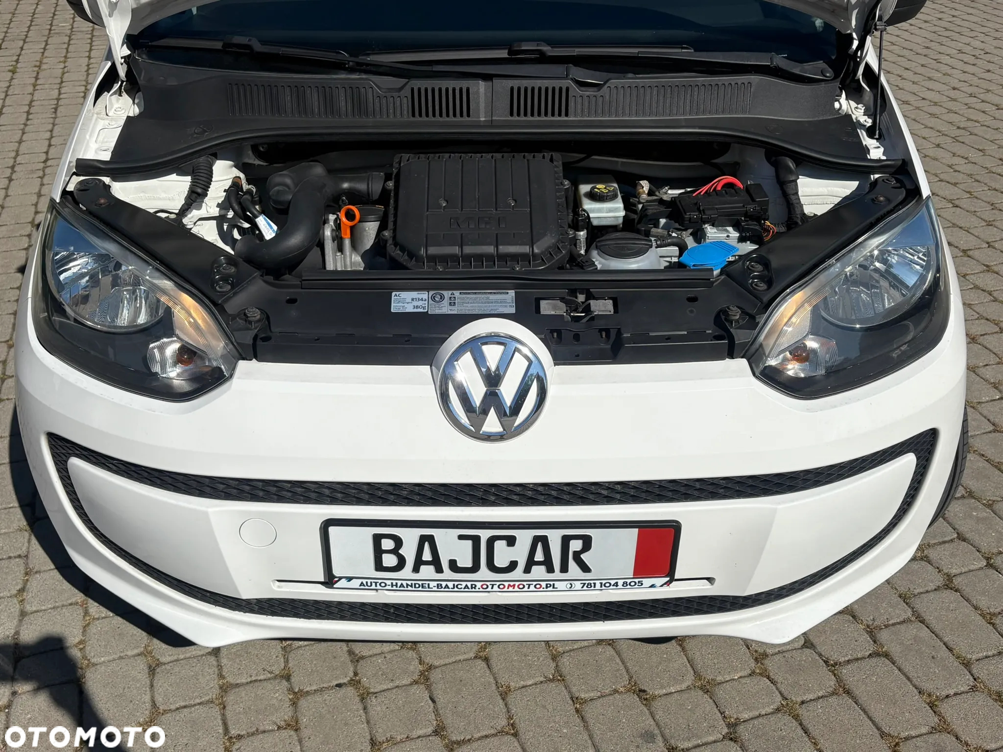 Volkswagen up! white style - 25
