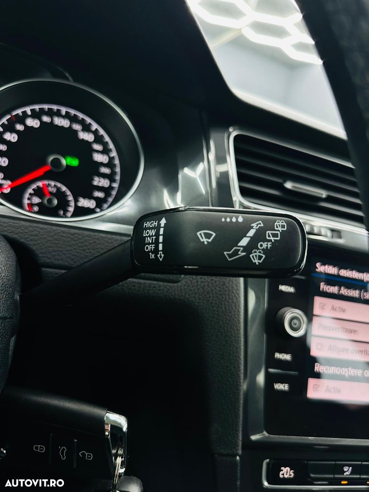 Volkswagen Golf 1.6 TDI SCR DSG Comfortline - 31