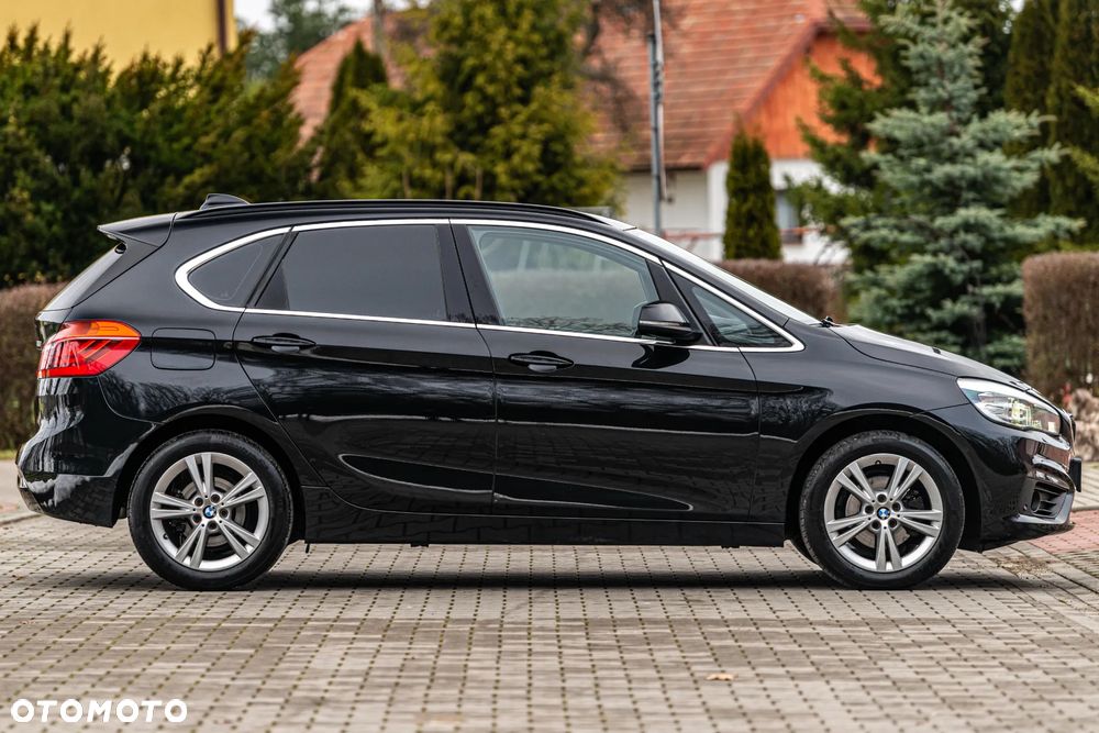 BMW Seria 2 218d - 19
