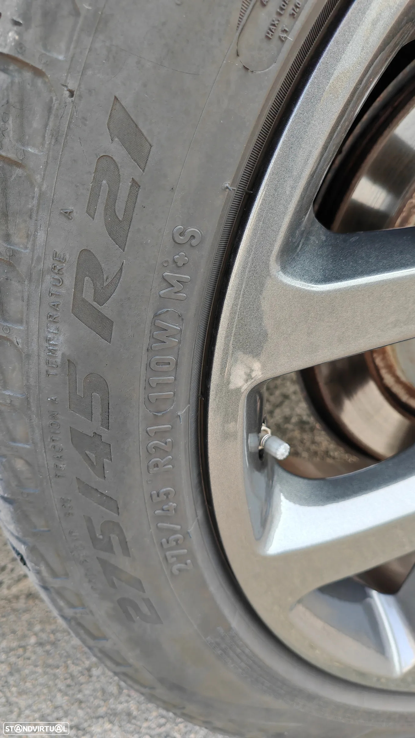 Land Rover Discovery SD V6 Graphite - 12